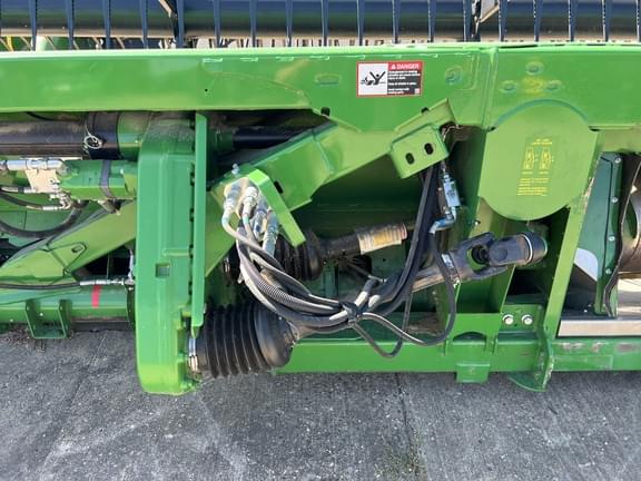 Image of John Deere 635FD equipment image 4