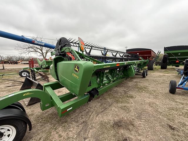 Image of John Deere 635FD equipment image 2