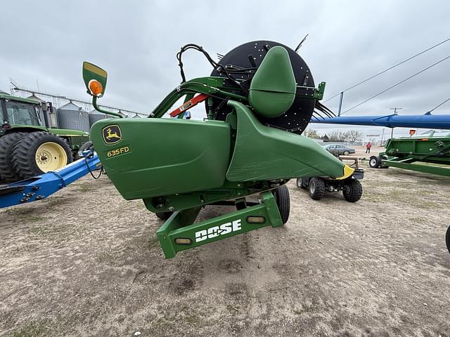 Image of John Deere 635FD equipment image 1