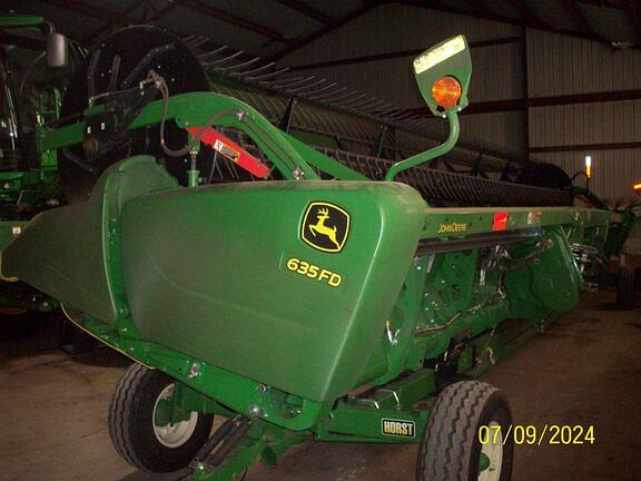 Image of John Deere 635FD Primary image