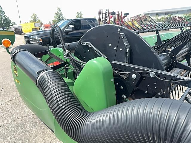 Image of John Deere 635FD equipment image 4