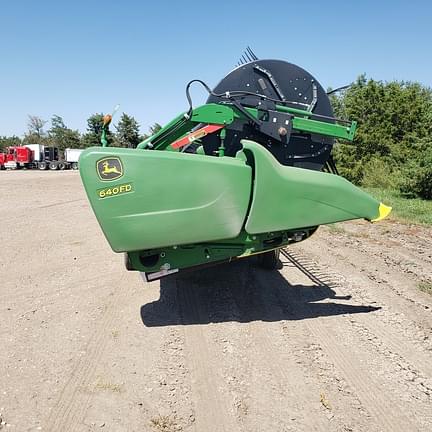 Image of John Deere 640FD equipment image 3