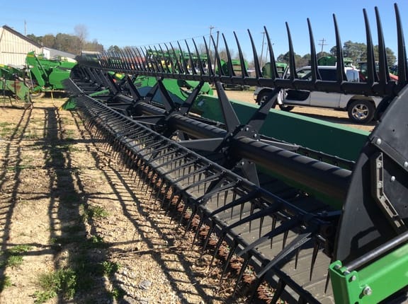 2018 John Deere 640FD Equipment Image0