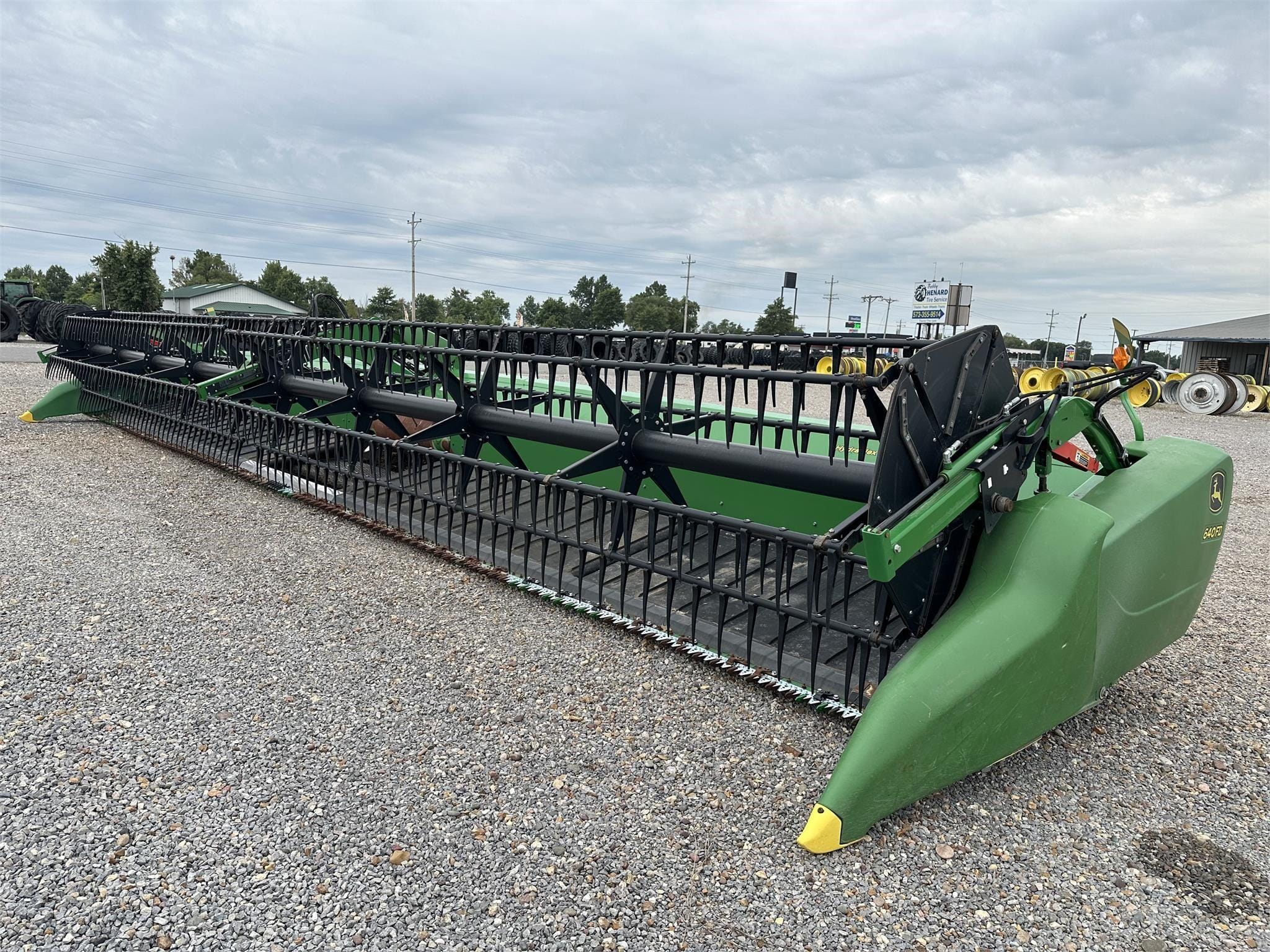 Main image John Deere 640FD