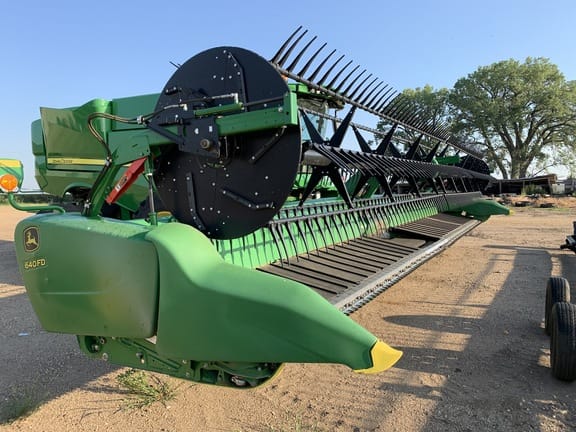 Main image John Deere 640FD