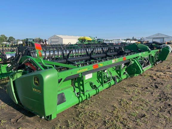 Image of John Deere 640FD equipment image 2