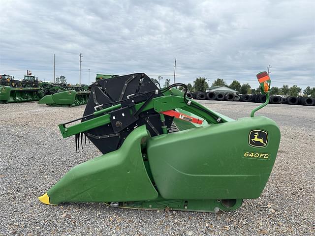 Image of John Deere 640FD equipment image 2