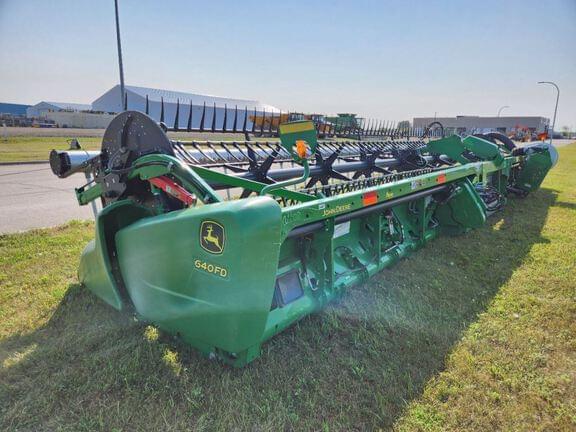 Image of John Deere 640FD equipment image 2