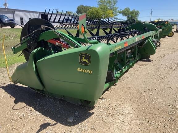 Image of John Deere 640FD equipment image 3