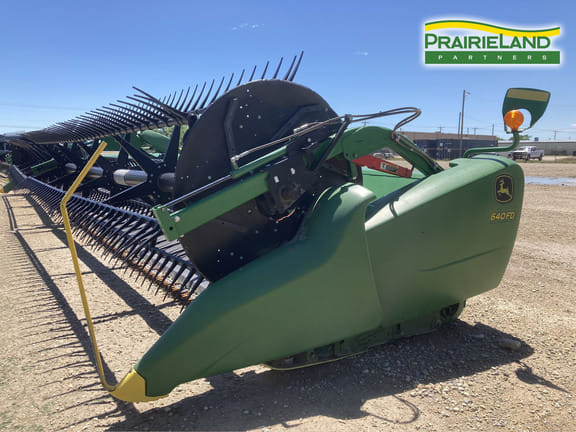 2018 John Deere 640FD Equipment Image0