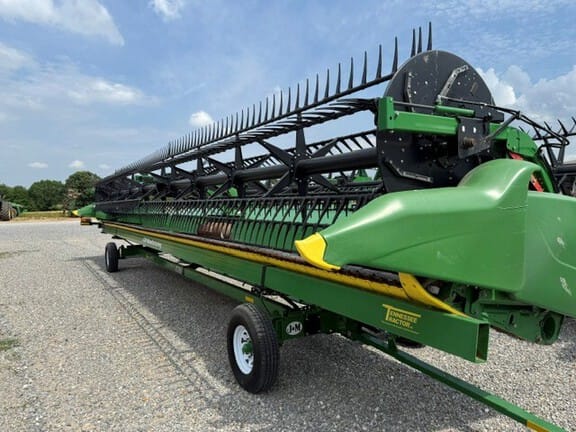 2018 John Deere 640FD Equipment Image0