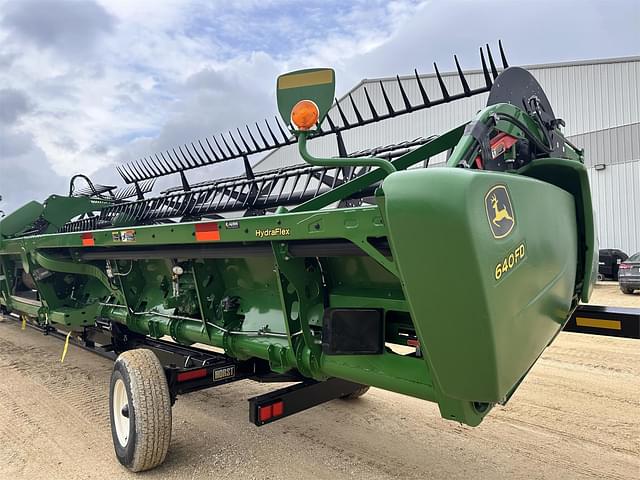 Image of John Deere 640FD equipment image 3
