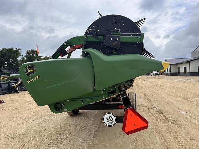 Image of John Deere 640FD equipment image 2