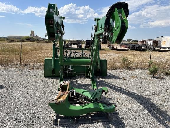 Image of John Deere 640R equipment image 3
