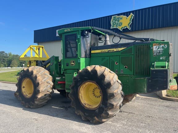 Image of John Deere 643L-II equipment image 1