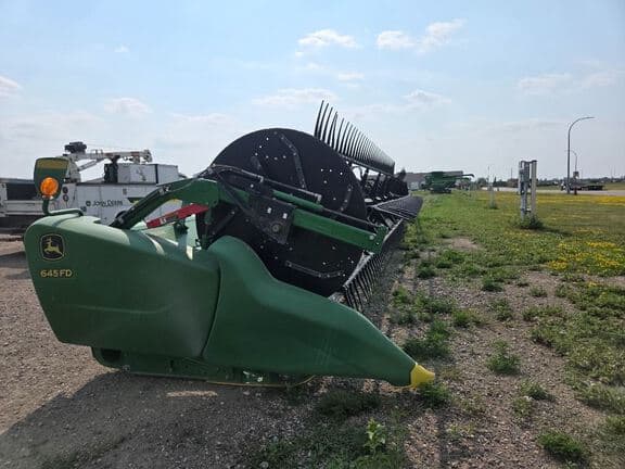 Image of John Deere 645FD equipment image 4