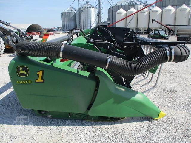 Image of John Deere 645FD equipment image 3