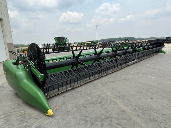 2018 John Deere 645FD Equipment Image0