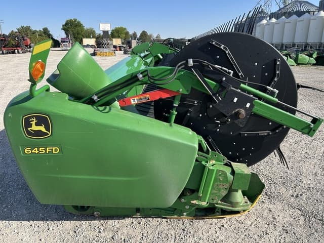 Image of John Deere 645FD equipment image 3