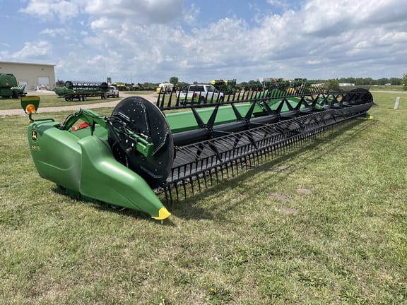 2018 John Deere 645FD Equipment Image0