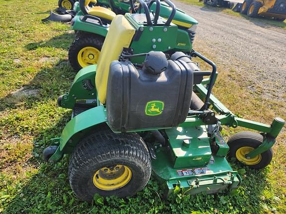 Image of John Deere 652R equipment image 1