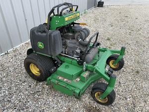 2018 John Deere 652R Image