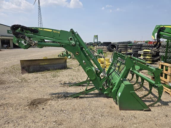 Image of John Deere 660R equipment image 1