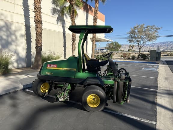 Image of John Deere 6700A equipment image 4