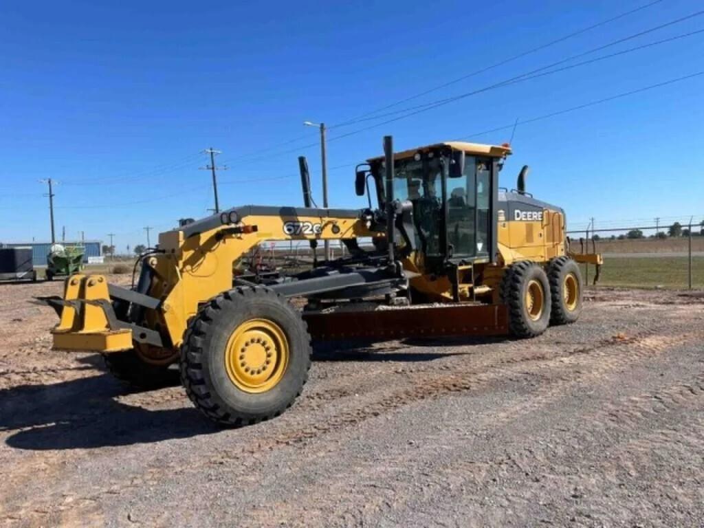 Image of John Deere 672G Primary image
