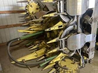 Image of John Deere 690 equipment image 4