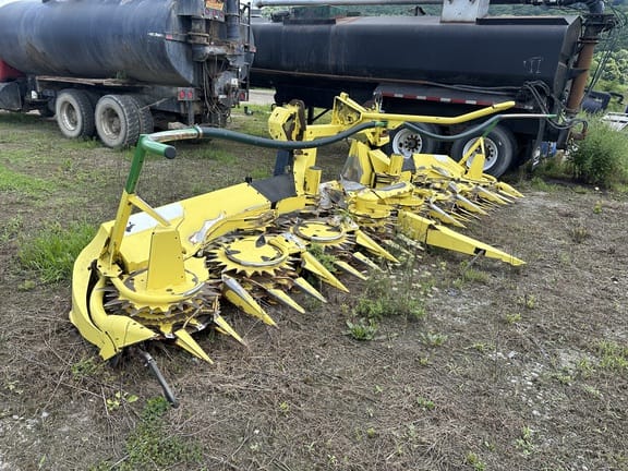 Main image John Deere 698