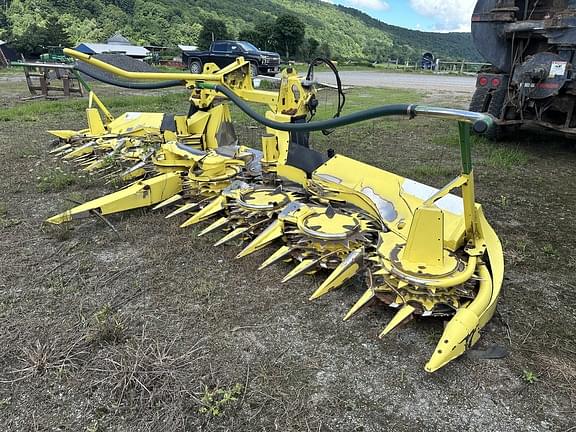 Image of John Deere 698 equipment image 1