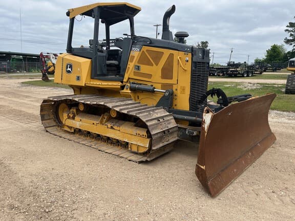 Image of John Deere 700K equipment image 3