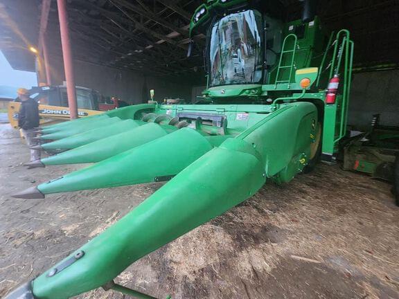 Image of John Deere 706C Primary image