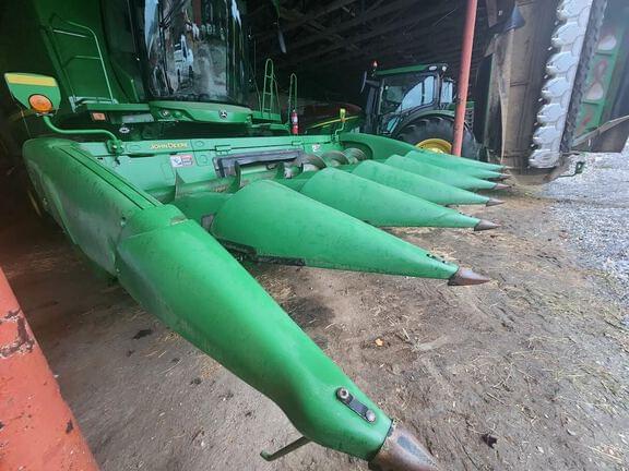 Image of John Deere 706C equipment image 1