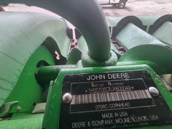 Image of John Deere 706C equipment image 4
