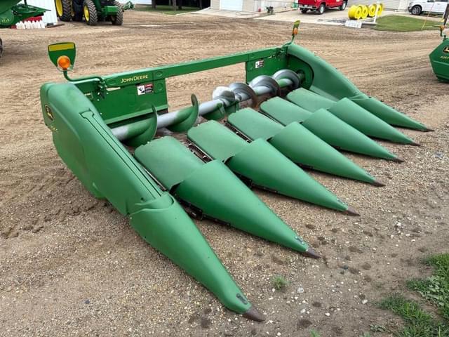 Image of John Deere 706C equipment image 3