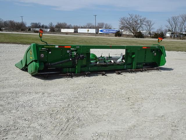 Image of John Deere 708C equipment image 3