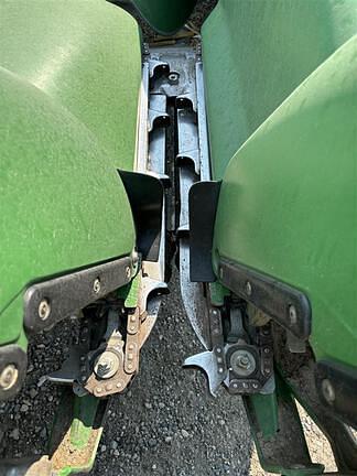 Image of John Deere 708C equipment image 2