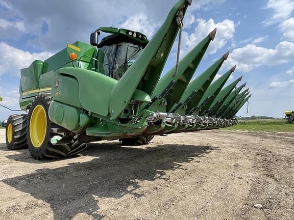 Image of John Deere 708C equipment image 2