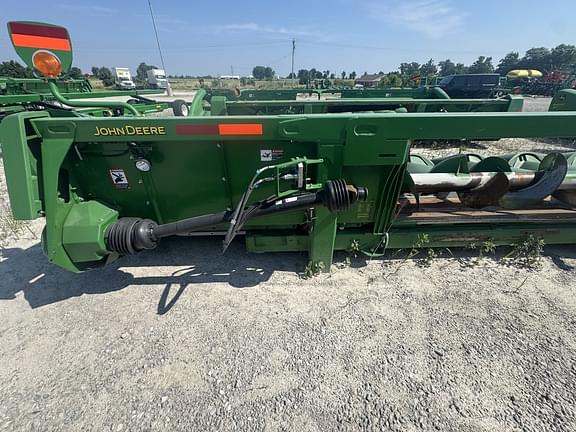Image of John Deere 708C equipment image 4