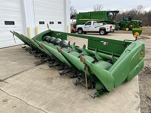 Main image John Deere 708C 3