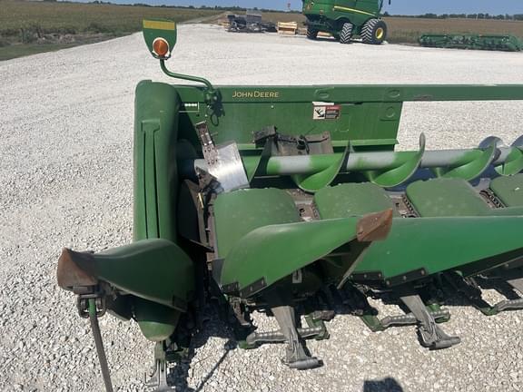 Image of John Deere 708C equipment image 3