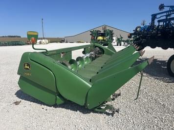 Main image John Deere 708C