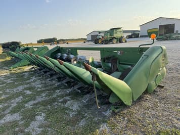 Main image John Deere 708C