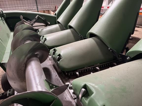 Image of John Deere 708C equipment image 2