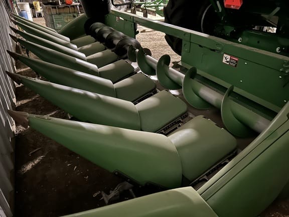 2018 John Deere 708C Equipment Image0