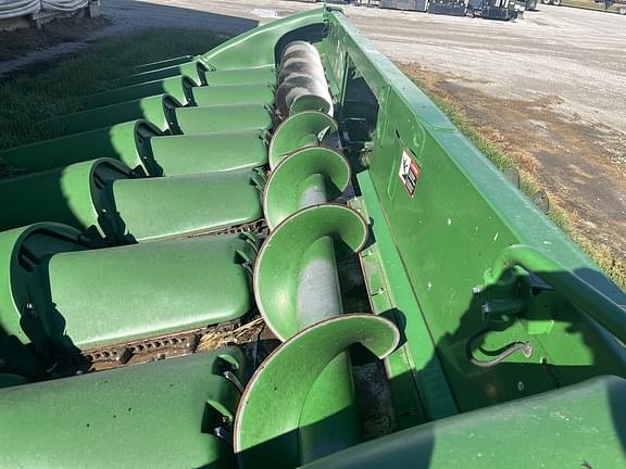 Image of John Deere 708C equipment image 3