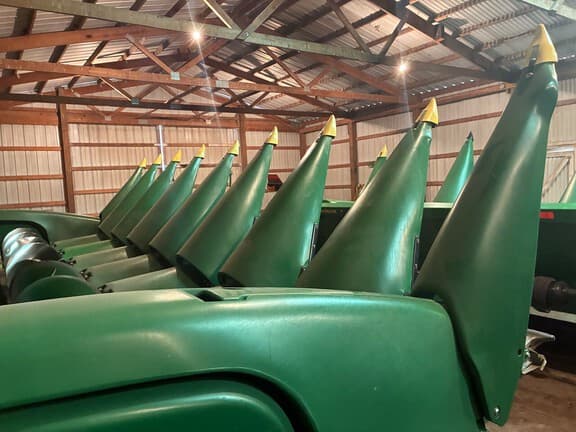 Image of John Deere 708C equipment image 1