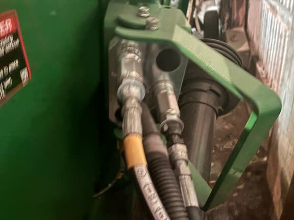 Image of John Deere 708C equipment image 3
